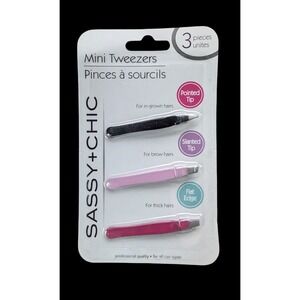 Sassy + Chic Mini Tweezers – 3 Piece Set (New)